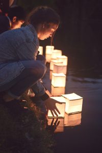 Reuse moving boxes by making cardboard lanterns yourself