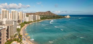 Honolulu coastline, the only place for a legitimate arrival when moving your pet to Hawaii