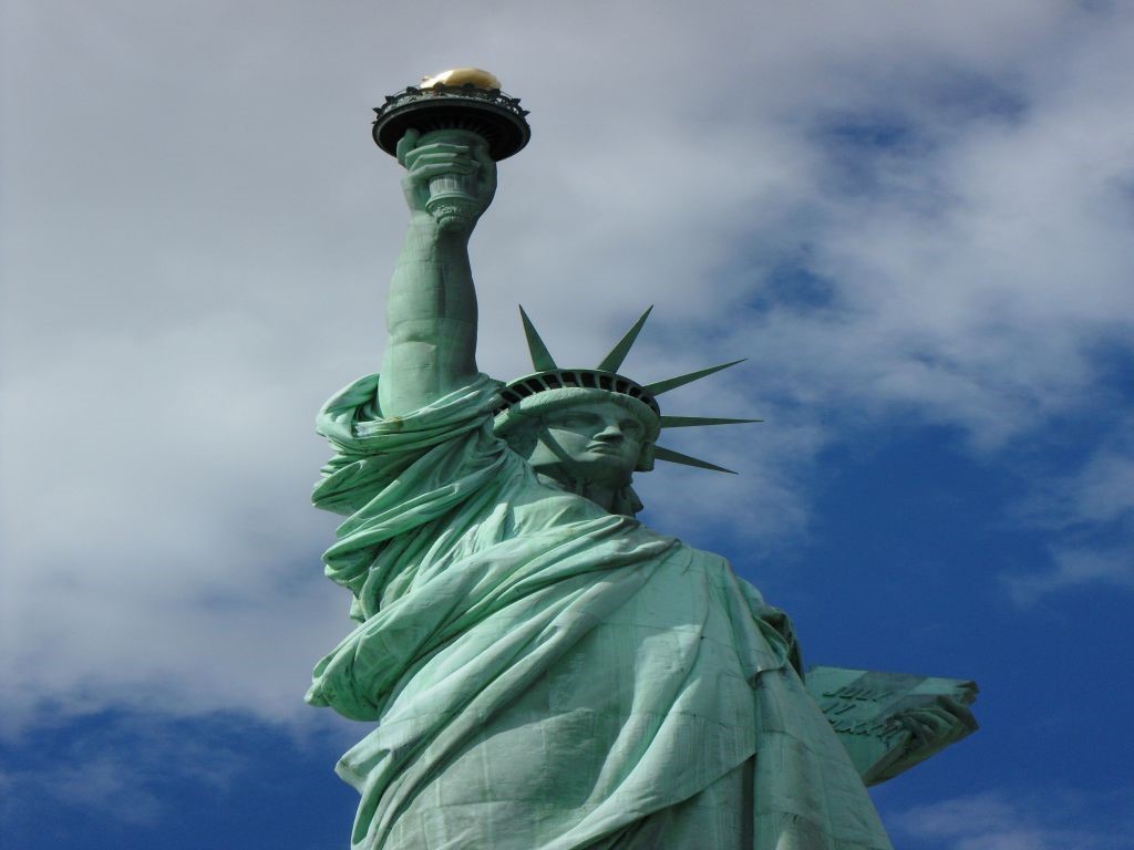 The Statue of Liberty, representing New York as one of the best US states for expats.