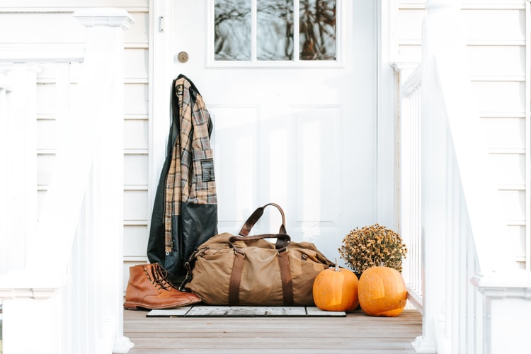 traveling bag