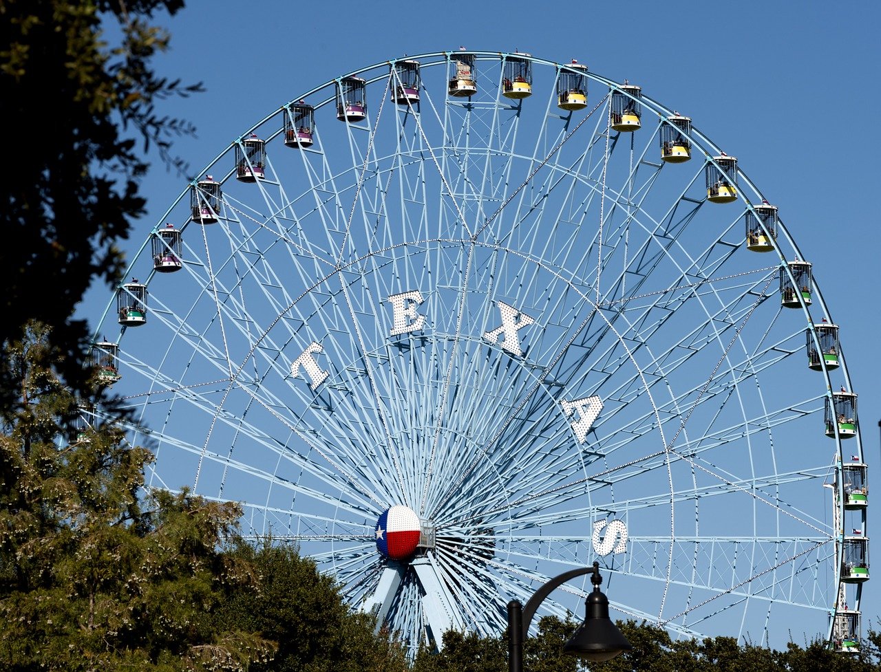 An amusement park in Dallas, TX