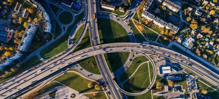 A huge intersection in a city.