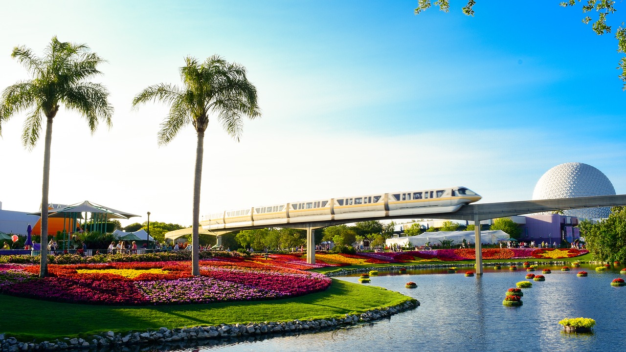 Monorail train in Orlando, FL