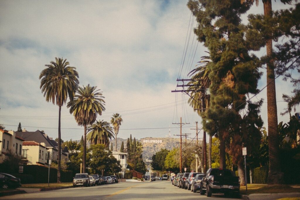 A street in LA leading to the 'Hollywood' sign