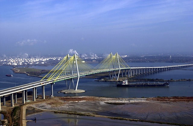 a bridge in Houton