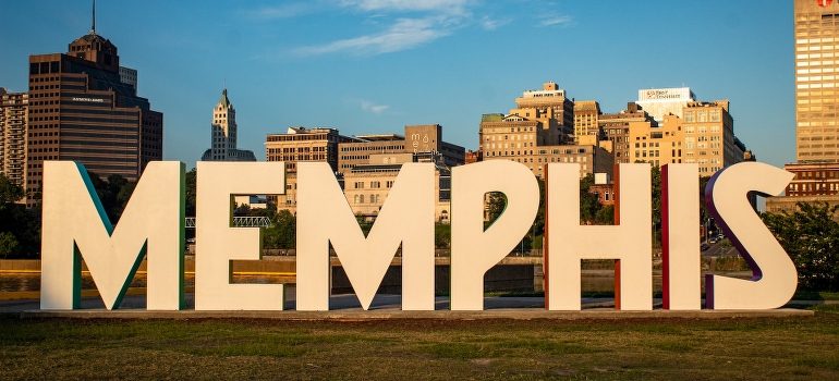 Memphis sign