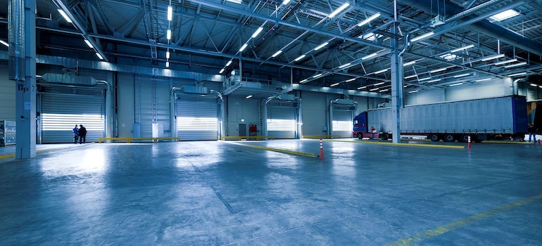 A hangar used for door-to-door vs. terminal-to-terminal car shipping