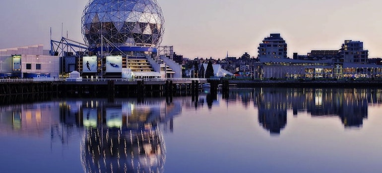 Vancouver lake at sundusk