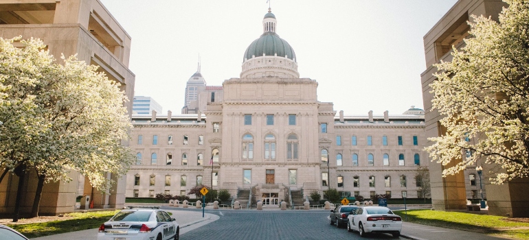 Side view of the Indiana Statehouse