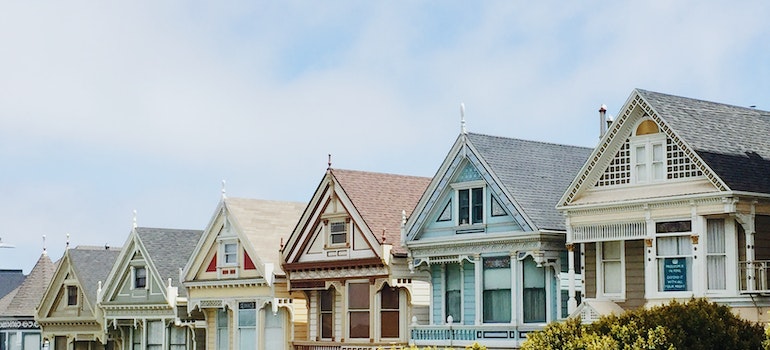 a row of houses