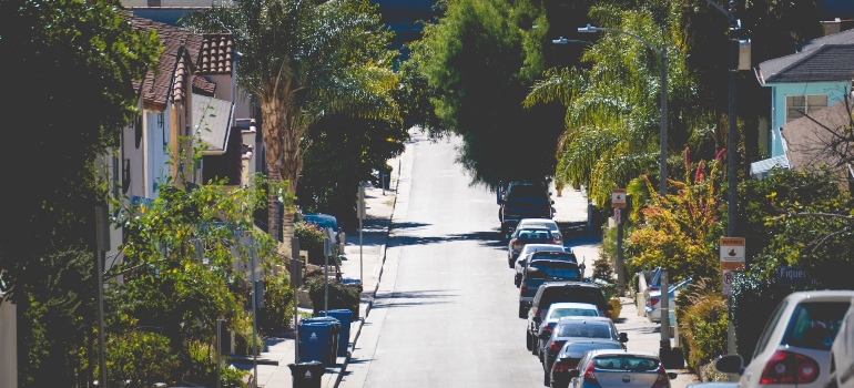 Picture of a residential neighborhood